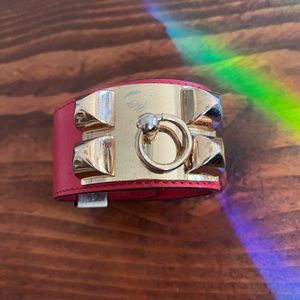 Hermes Etoupe Collier de Chien Red Leather and Gold Hardware Cuff Bracelet